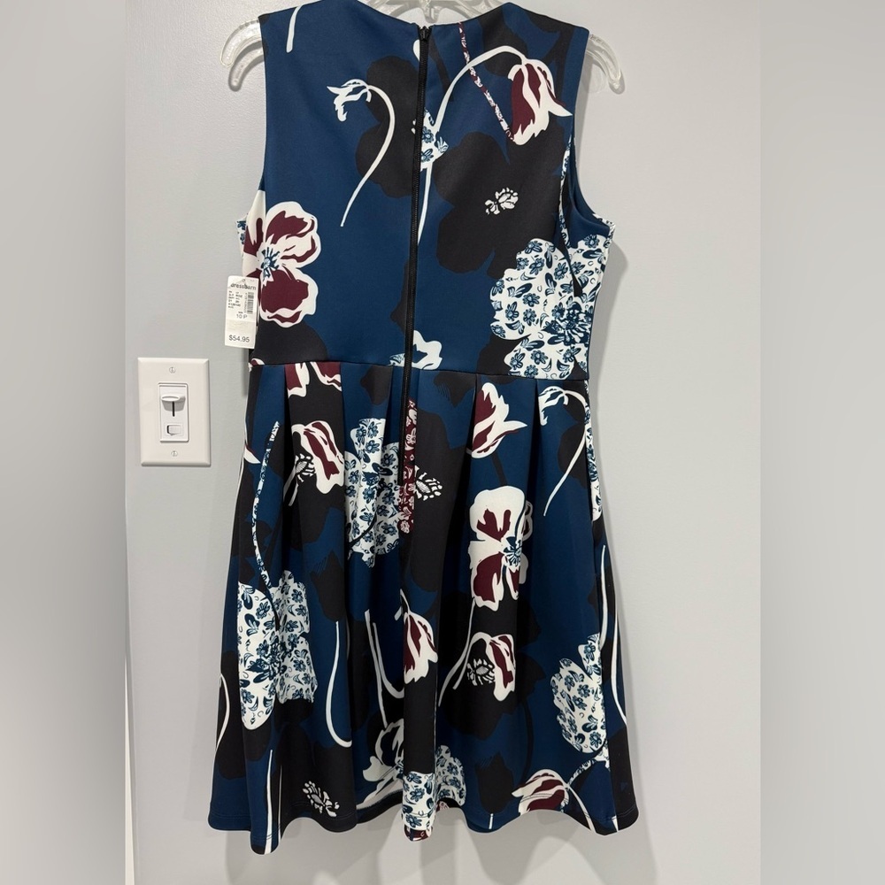 Roz & Ali Navy Floral Womens Dress Size 10P Sleeveless - Picture 2 of 10